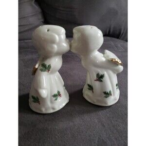 Madison And Max Holiday Kissing Salt & Pepper Shakers